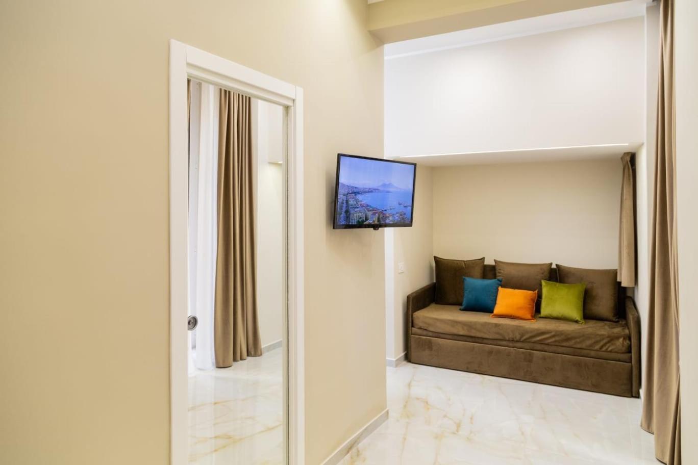 Bed and Breakfast Station House 45 Napoli Esterno foto